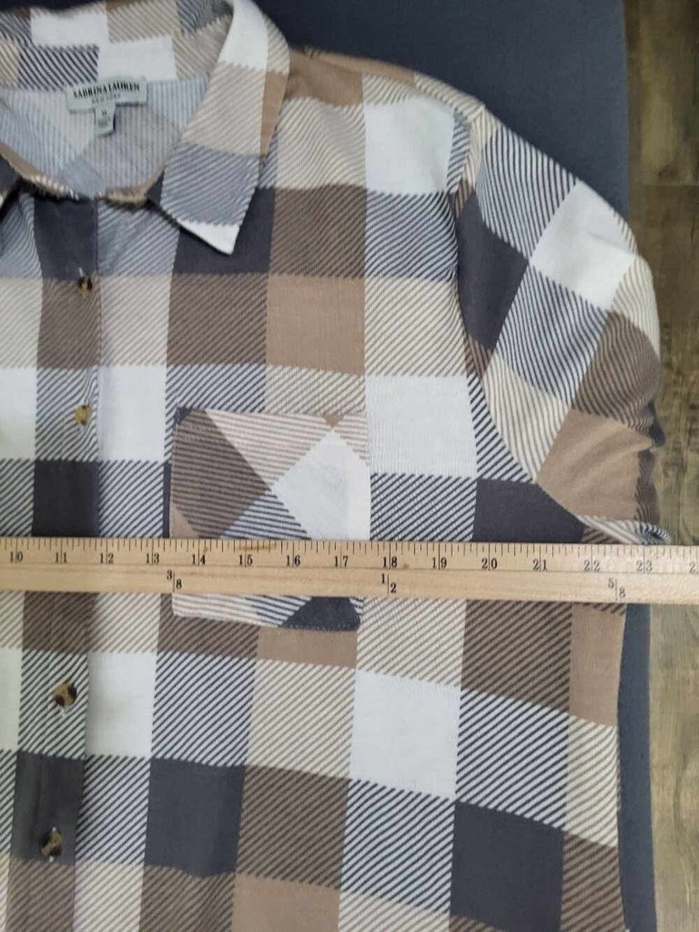 Sabrina Lauren NY Womens XL Plaid Button Down Shirt Shacket Soft Cozy Neutral - Picture 5 of 7
